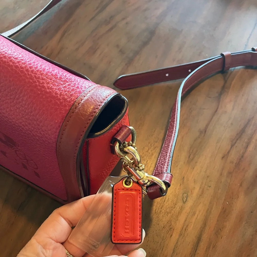 Coach Raspberry-Pink Pebbled Saddle BAG Leather Crossbody with Brown Trim - Picture 6 of 8